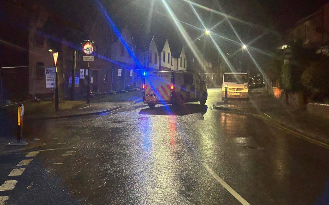 NEWS | Road temporarily blocked after a car crashed into a parked vehicle in Hereford 
