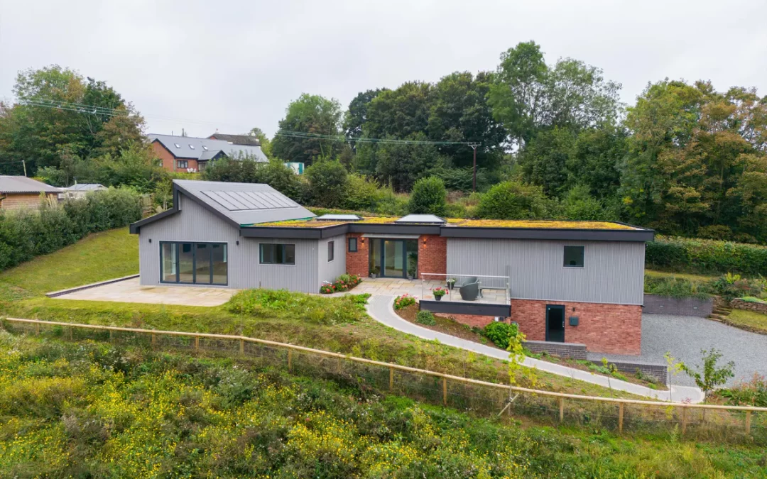 FEATURED | A stylish and modern energy efficient house with underfloor heating just a few miles from Hereford that overlooks a beautiful wildflower meadow 
