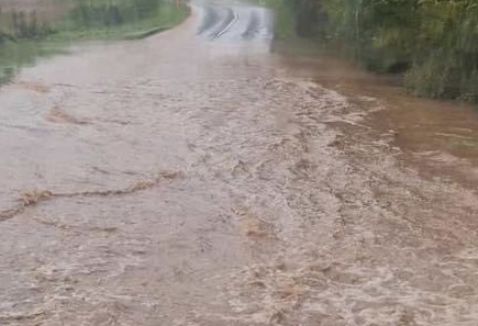 NEWS | A number of roads in Herefordshire are affected by flooding this afternoon with levels peaking on the River Wye but remaining very high on the River Lugg
