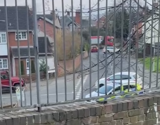 BREAKING | Hunderton Road closed as Police respond to an incident in the area 