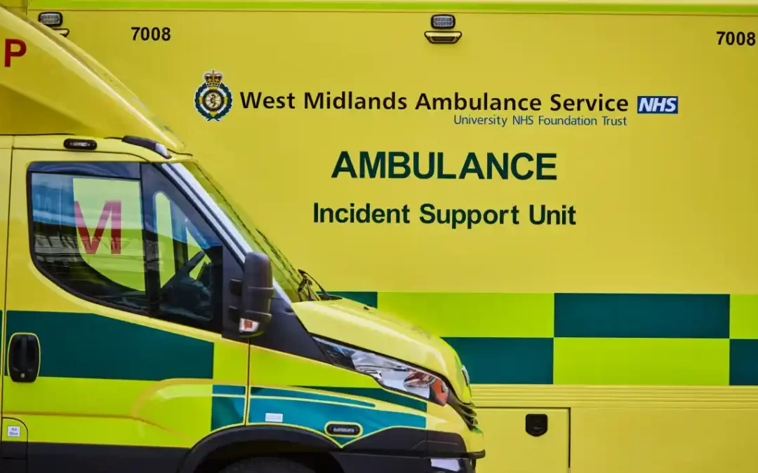 NEWS | Police help to escort ambulance to Hereford County Hospital after Hazardous Area Response Team called to incident in Hereford 
