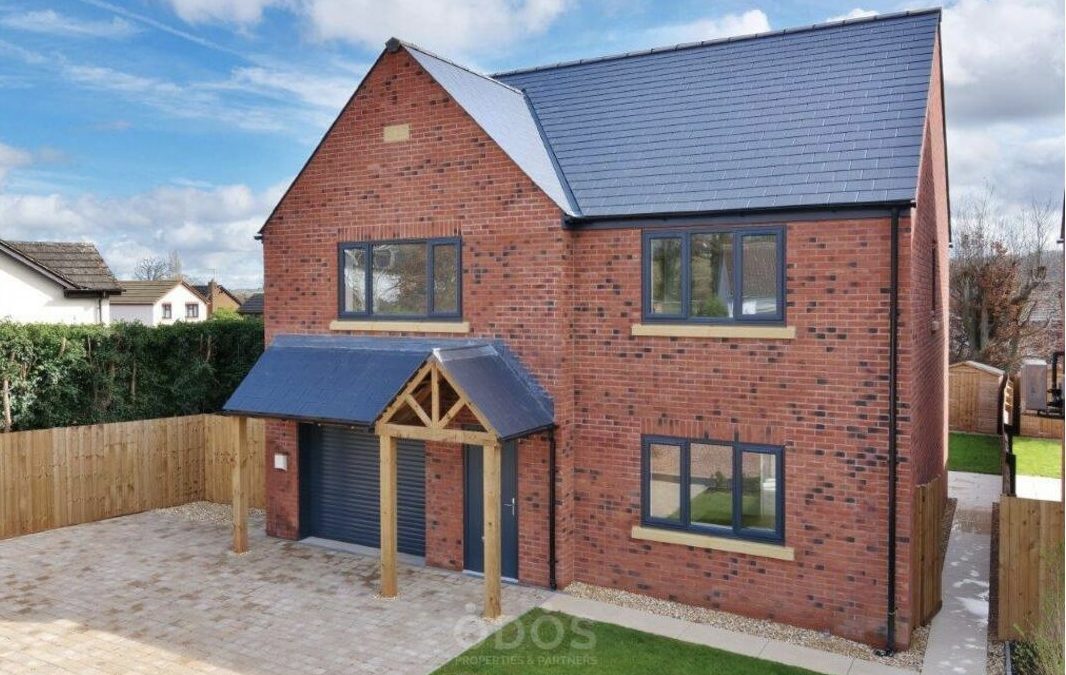 FEATURED | This stunning traditionally built detached family home with solar panels and underfloor heating in Herefordshire is available to purchase