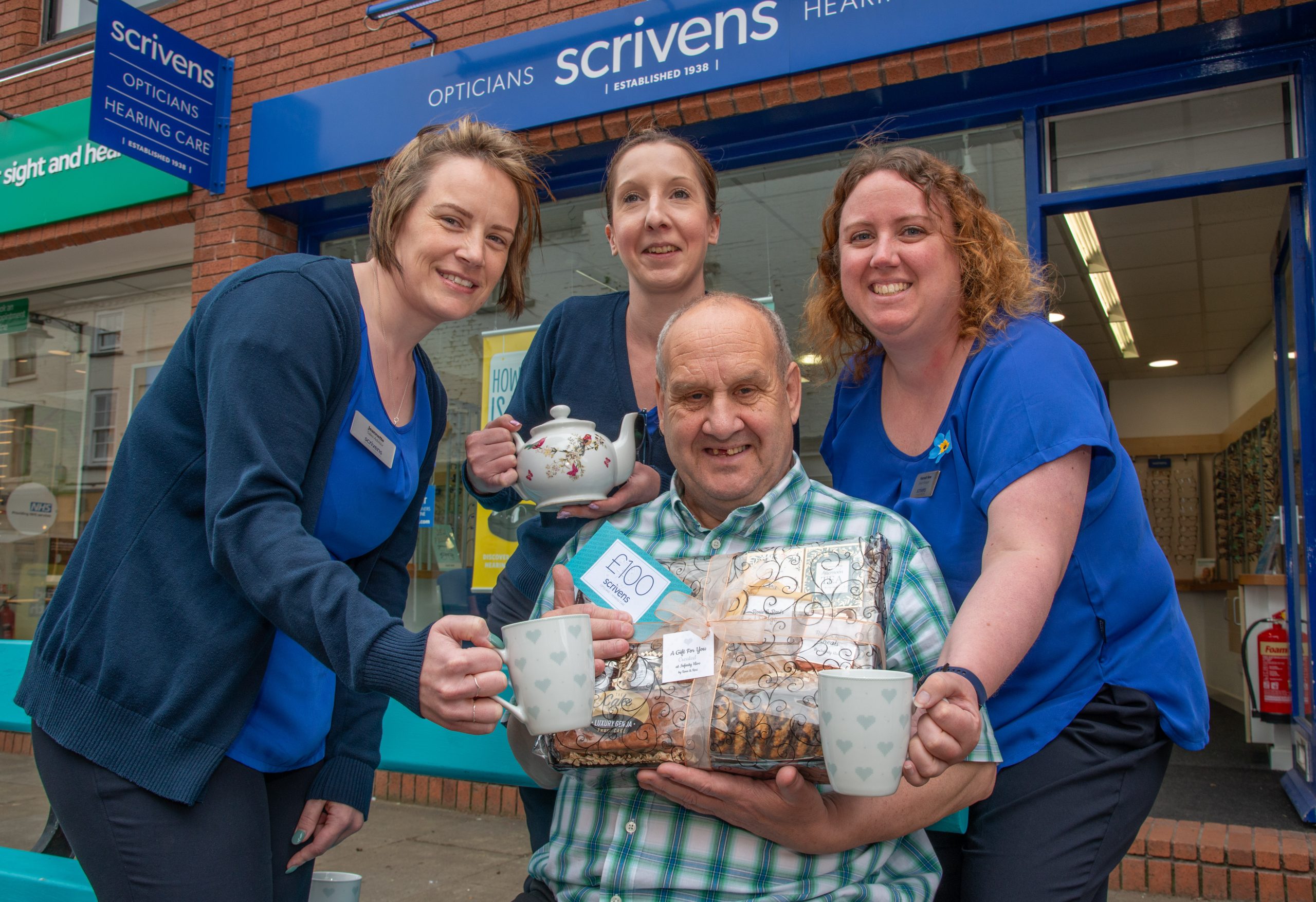 NEWS | A Leominster resident who gives so much to the local community has had his extraordinary kindness recognised