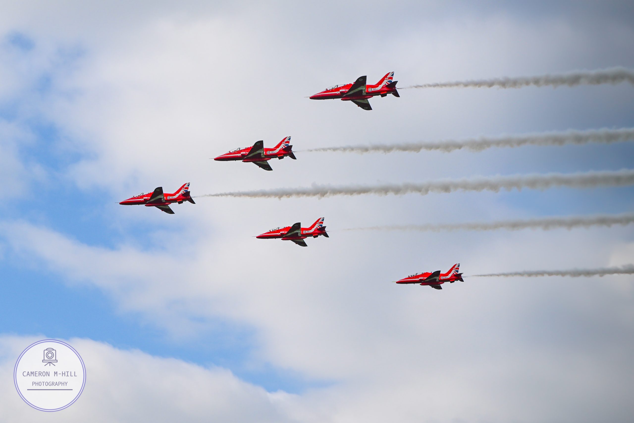 FEATURED | The Red Arrows will fly over parts of Herefordshire later this morning (Saturday)
