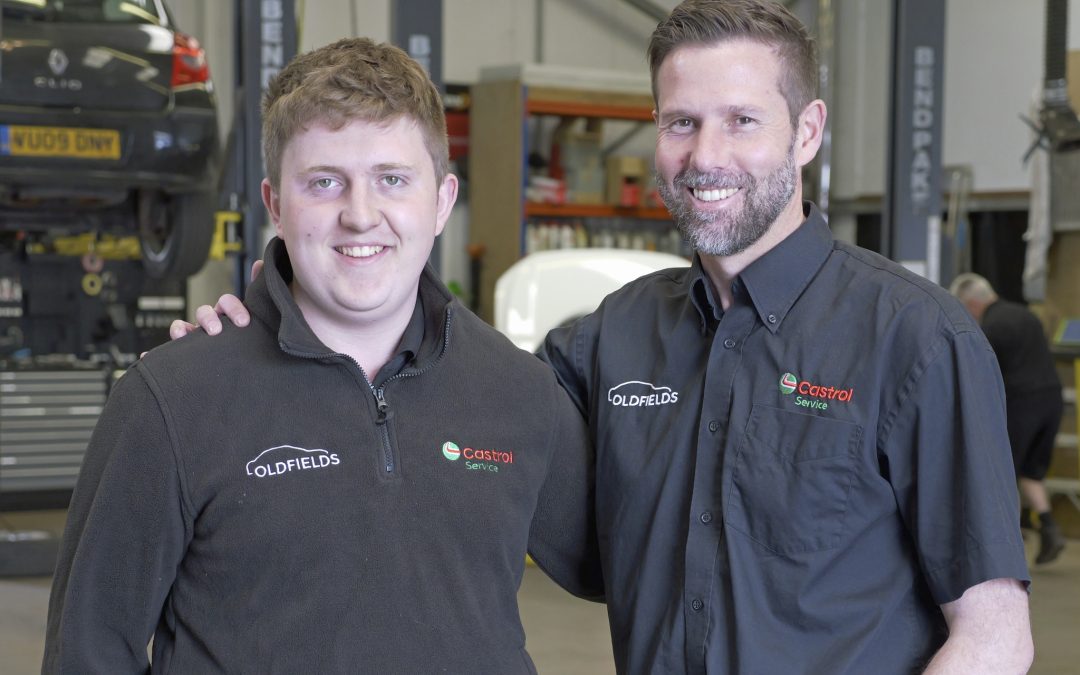 NEWS | A Herefordshire apprentice mechanic has become the youngest vehicle technician in the UK to be awarded withan Institute of the Motor Industry (IMI) Level 3 qualification in hybrid and electric vehicles at just 19-years-old