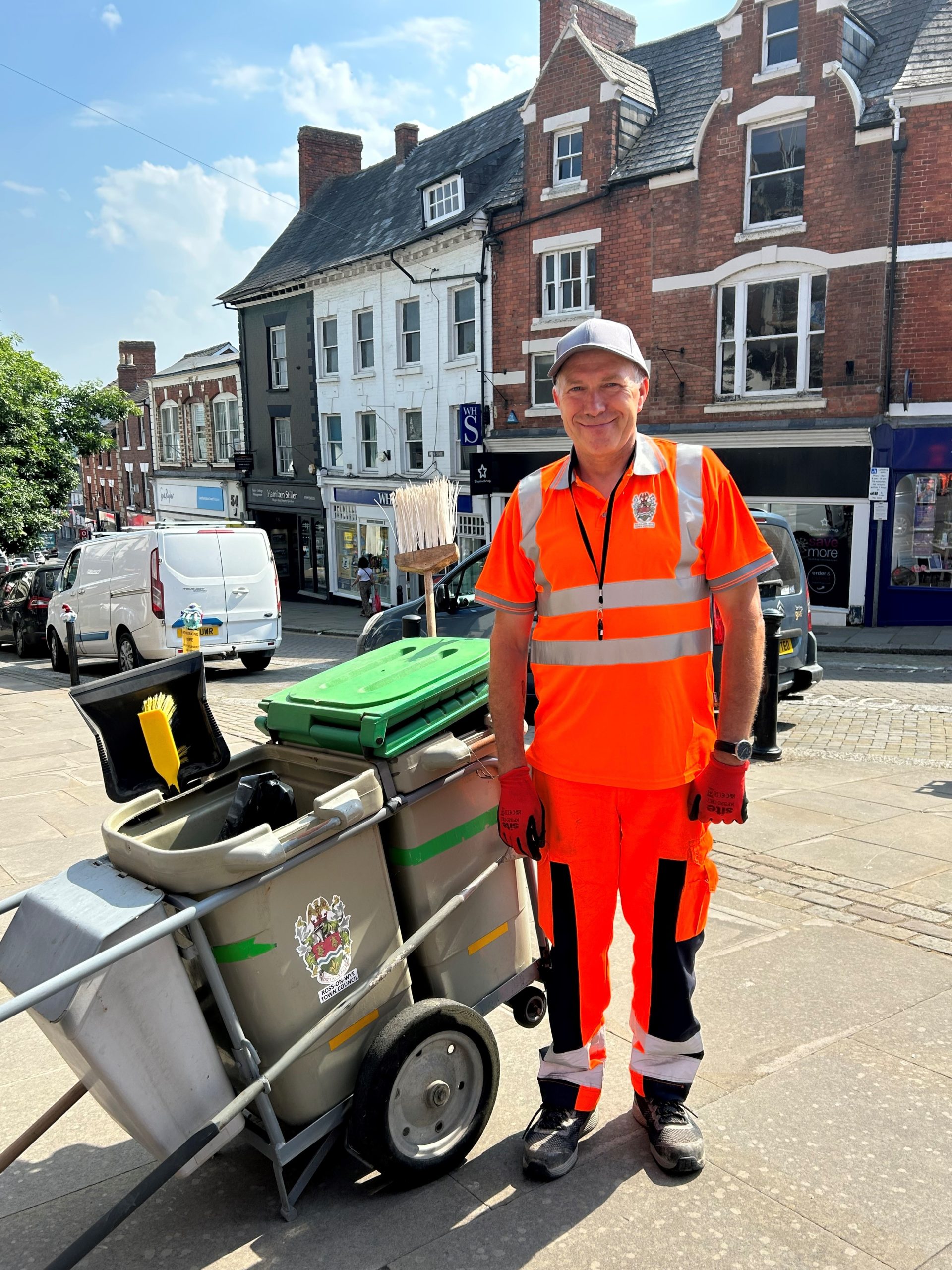 NEWS | Ross-on-Wye Town Council are delighted to announce a new Town Centre Cleansing Operative has joined the team