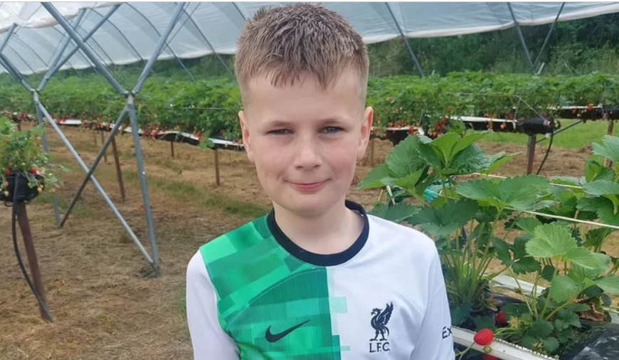 COMMUNITY | The cousin of a 11-year-old boy from Bromyard who is receiving treatment for Leukaemia is helping to raise money to support his family with travel costs