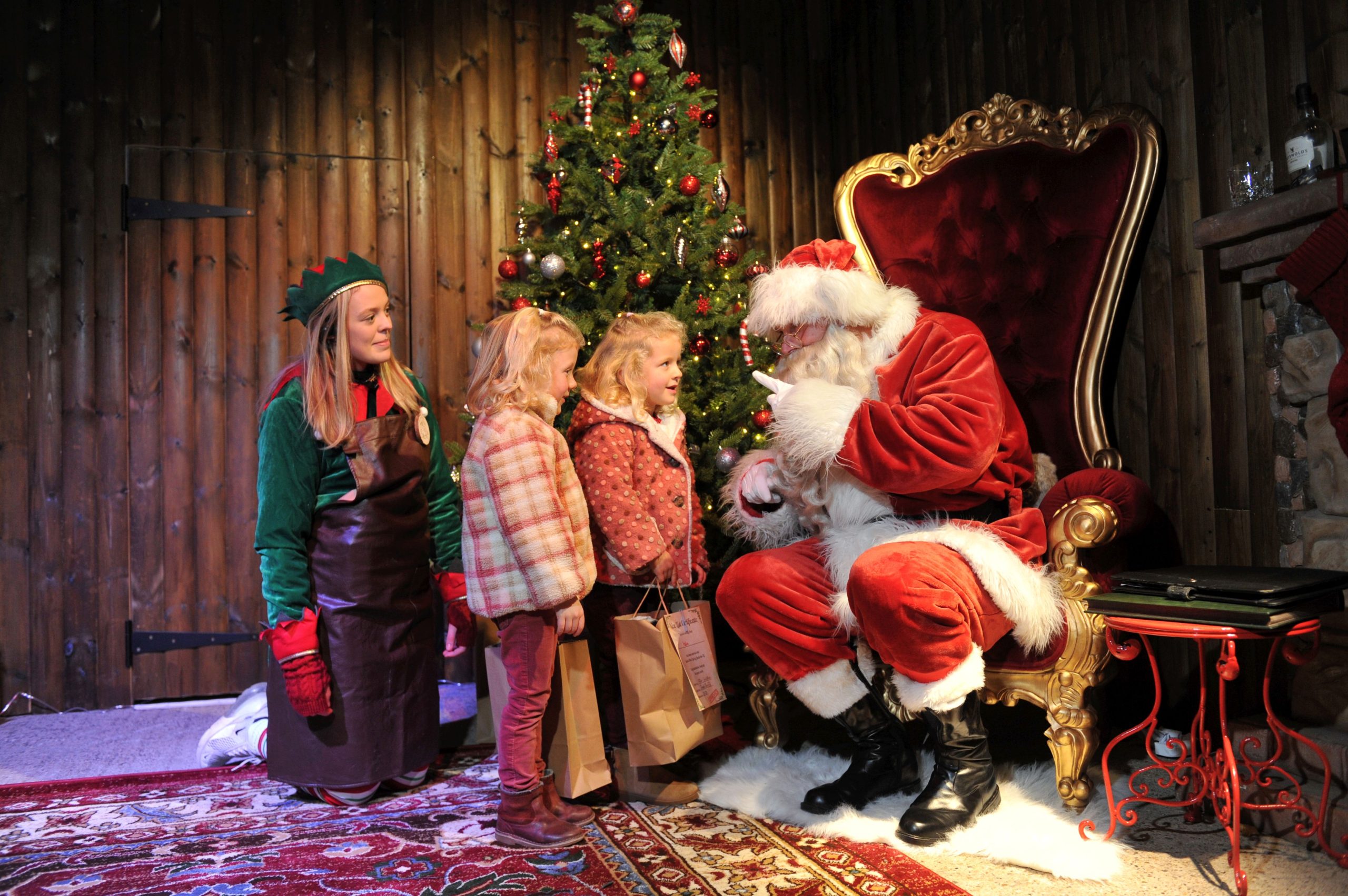 FEATURED | Christmas enthusiasts in Herefordshire are invited to audition for the role of Santa’s elves this festive season at huge event!