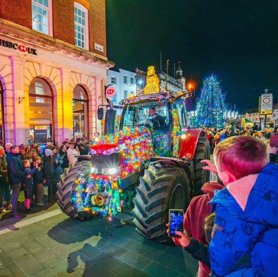 FEATURED | The Hereford Christmas Tractor Run WILL return this Christmas with hundreds expected to line the streets to watch 