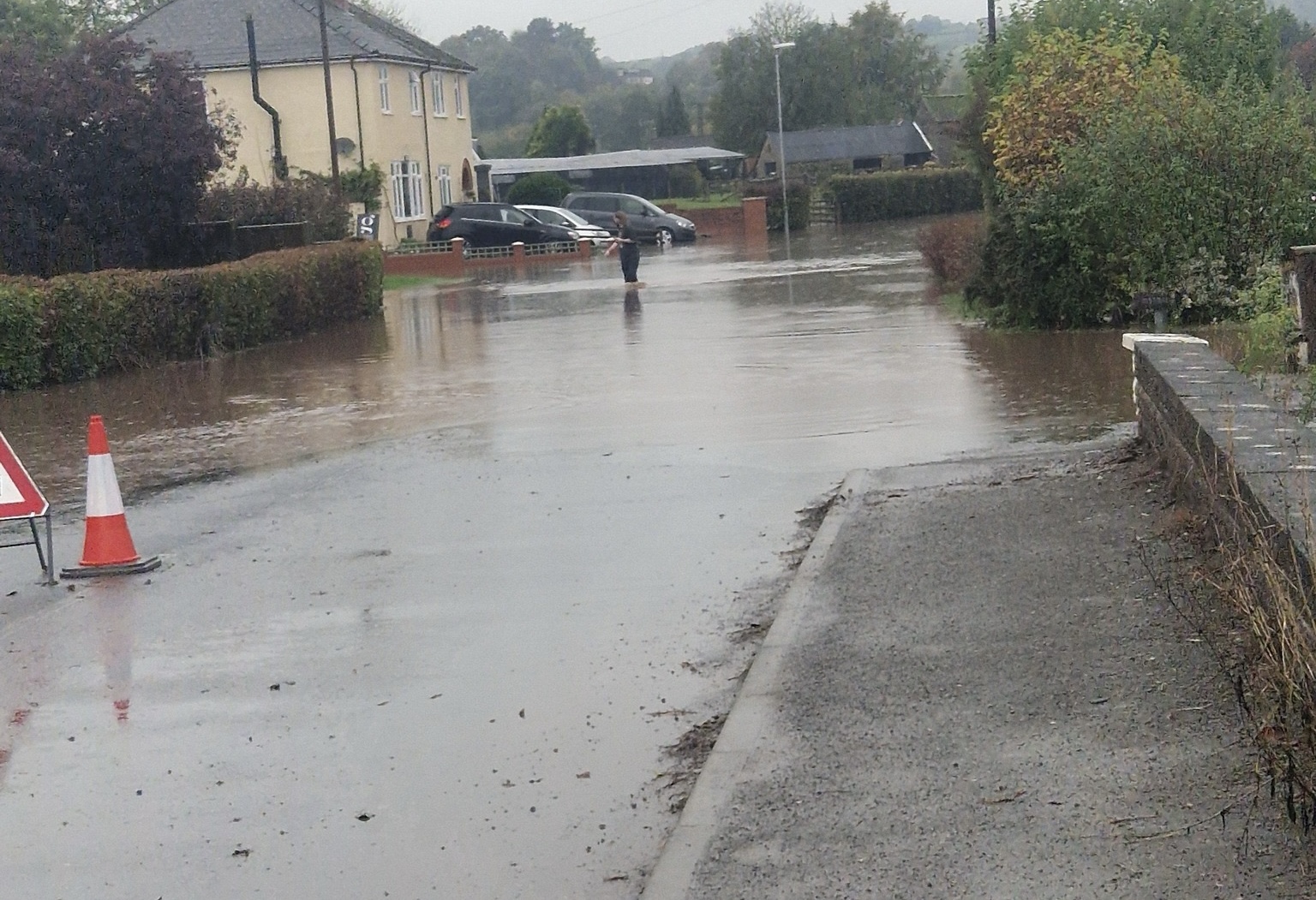 LATEST | Flooding leads to blocked roads and school closures in Herefordshire this morning