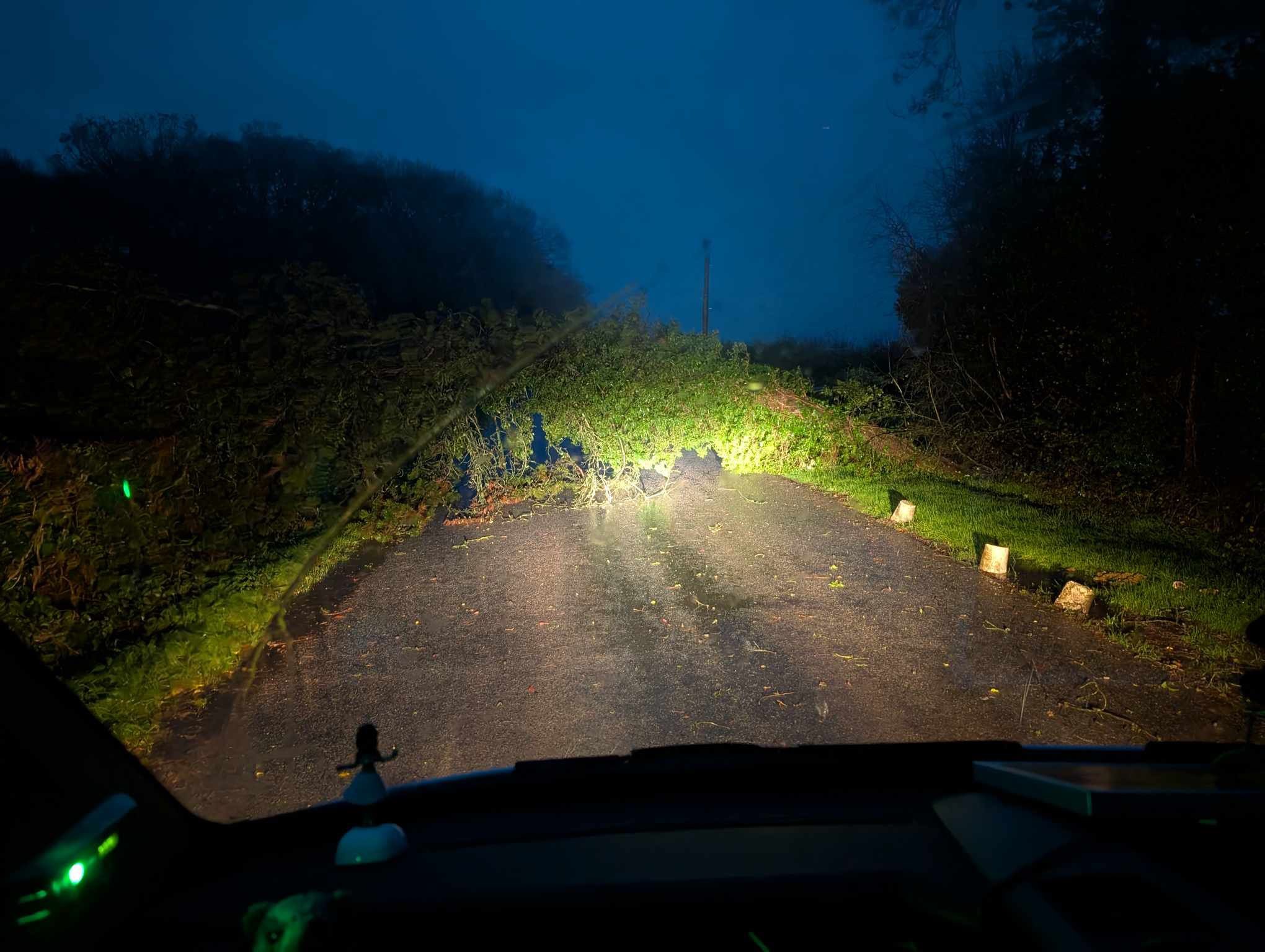 LATEST | Several roads closed this morning due to fallen trees and flooding in Herefordshire