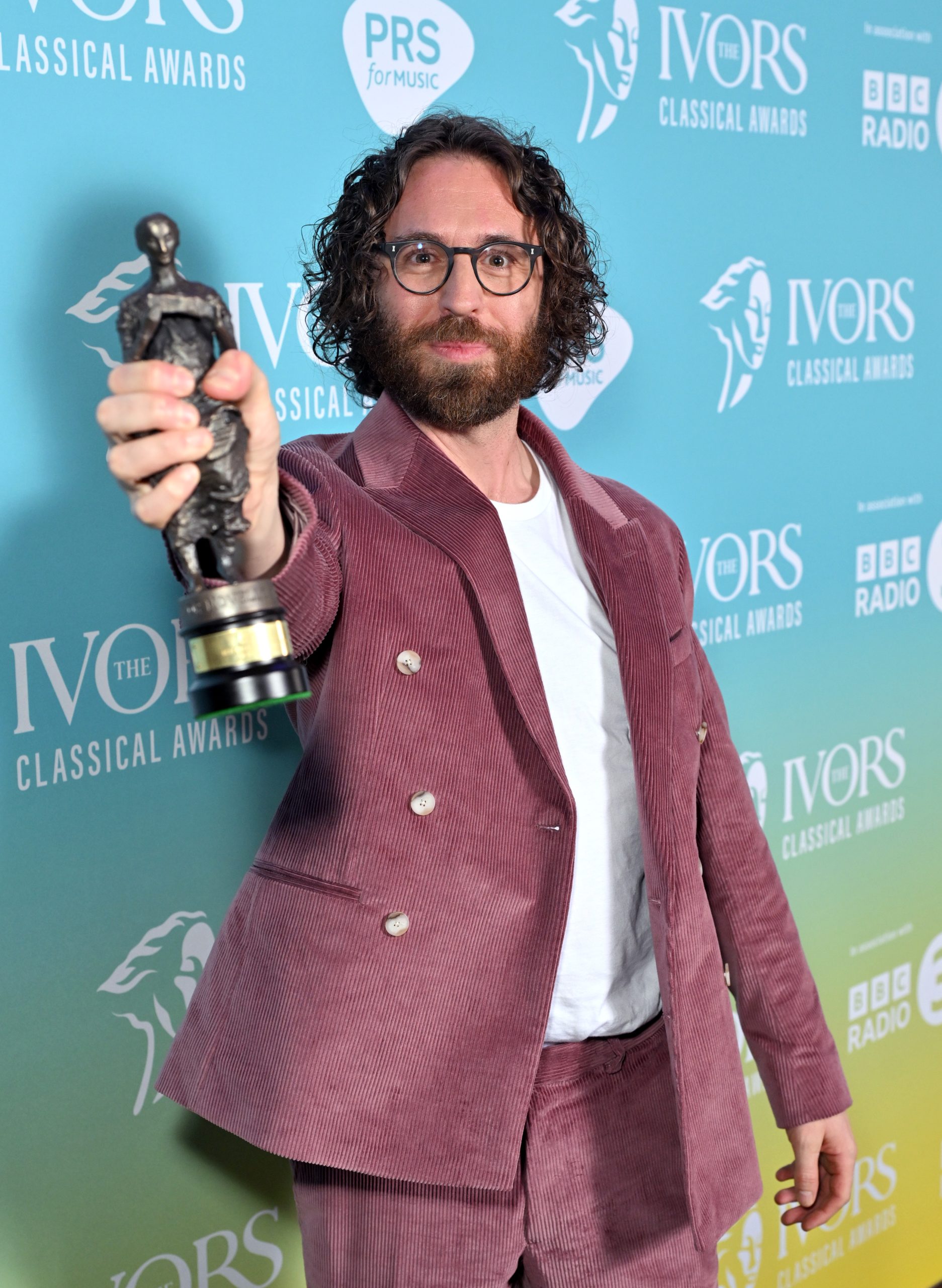 FEATURED | Local composer Gavin Higgins wins the prestigious Ivor Novello Classical Music award for Best Orchestral Composition for his Horn Concerto