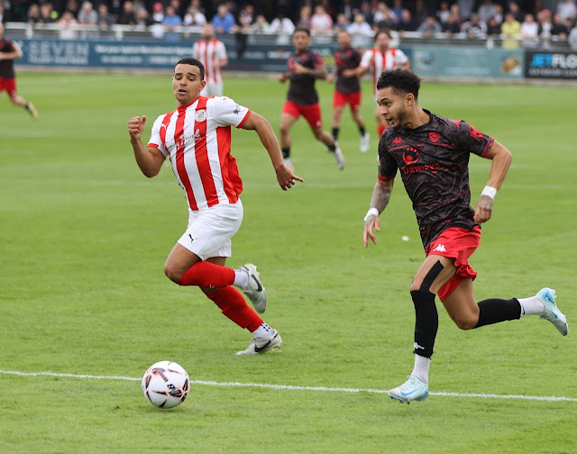 FOOTBALL | Hereford FC player Chay Tilt departs back to former club