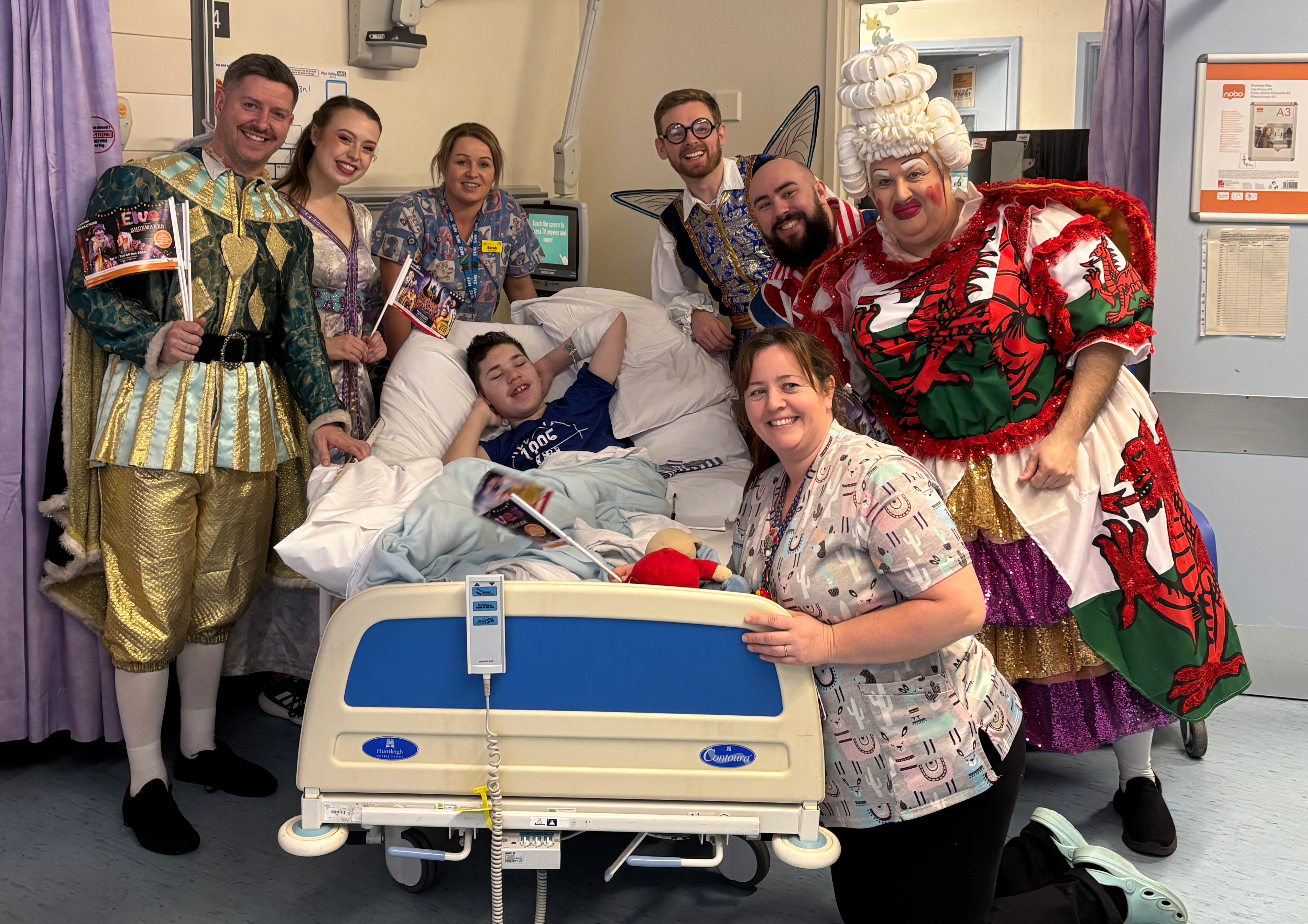 FEATURED | The cast of Sleeping Beauty made a festive visit to the Children’s Ward at Hereford County Hospital this week