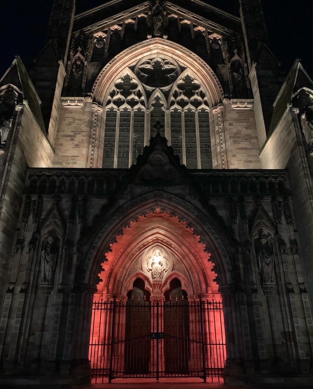 NEWS | The Cathedral, The Green Dragon Hotel, The Courtyard, Hereford County Hospital, The Town Hall and The Shell Store will all Light Up in Orange for National Grief Awareness Week 2024