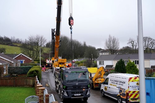 NEWS | Several people remain unable to return to their homes as sinkhole in Merthyr increases in size 