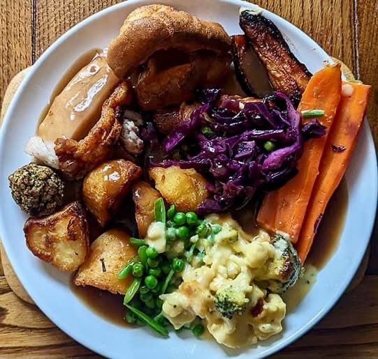 FEATURED | A Hereford cafe / restaurant is now open every Sunday with a delicious Carvery that is getting fantastic reviews!