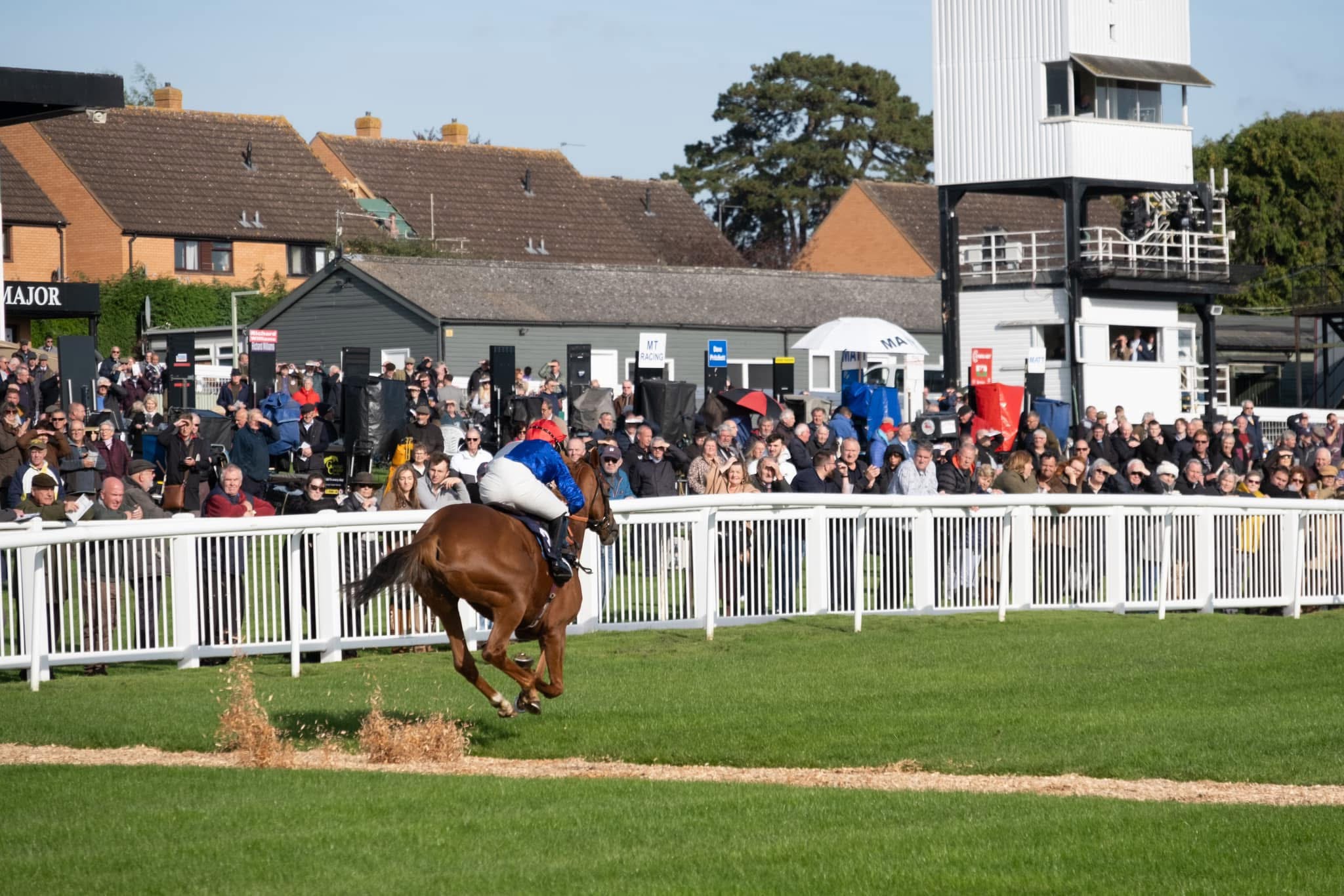 FREE ENTRY | Hereford Racecourse confirms FREE ENTRY for Wednesday’s Race Meeting but you MUST claim your free tickets in advance