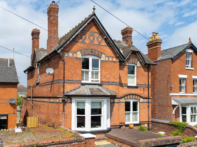 PROPERTY | A gorgeous Victorian detached four double bedroom family home that is just a short distance from Hereford city centre