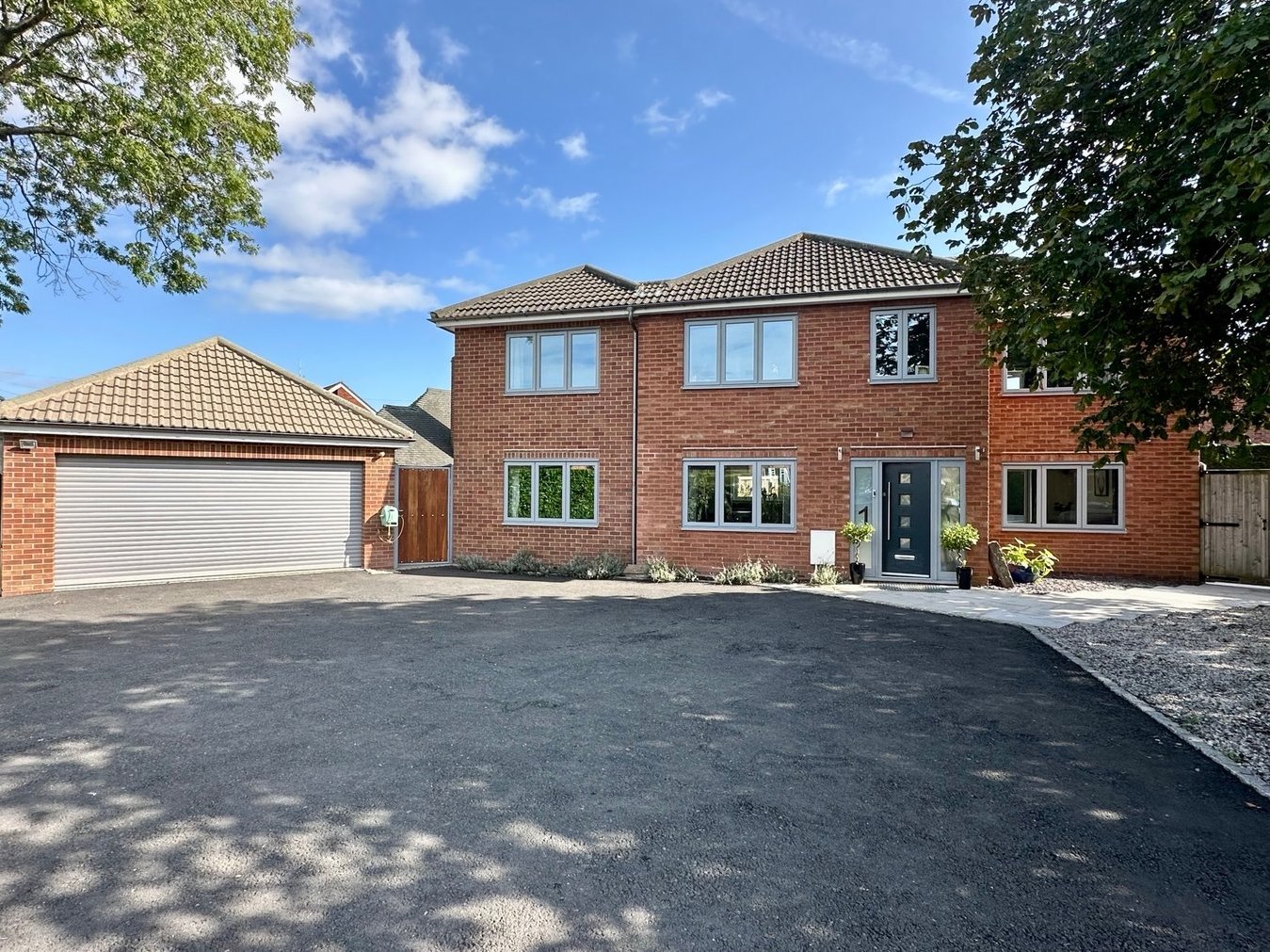 PROPERTY | This superb five-bedroom detached house is available in a popular area of Hereford and it comes with a garden room