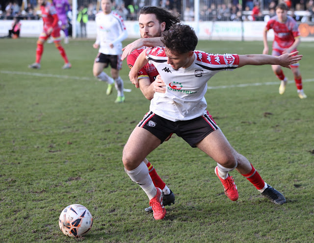 FOOTBALL | Bulls continue superb run of form with home victory; Pegasus hold top the table Hartpury to a draw, Wellington gain vital victory and Westfields beaten on the road 