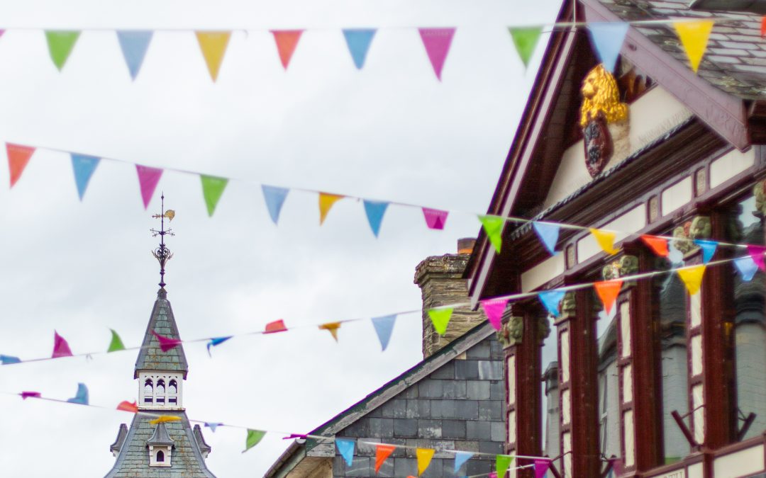 FEATURED | Hay Festival has today announced the return of The Platform – an open call for creatives aged 21–28 to submit their new work to be showcased in Hay-on-Wye, 22 May–1 June