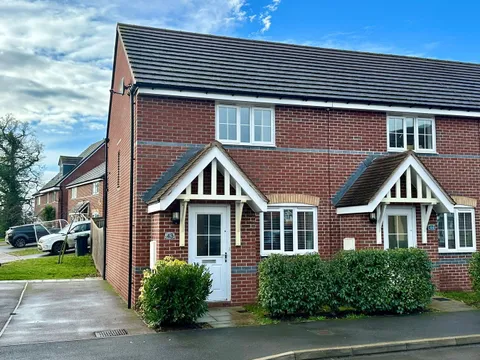 PROPERTY | A two bedroom semi-detached house that’s on the market in a popular area of Hereford and just a short distance from the city centre