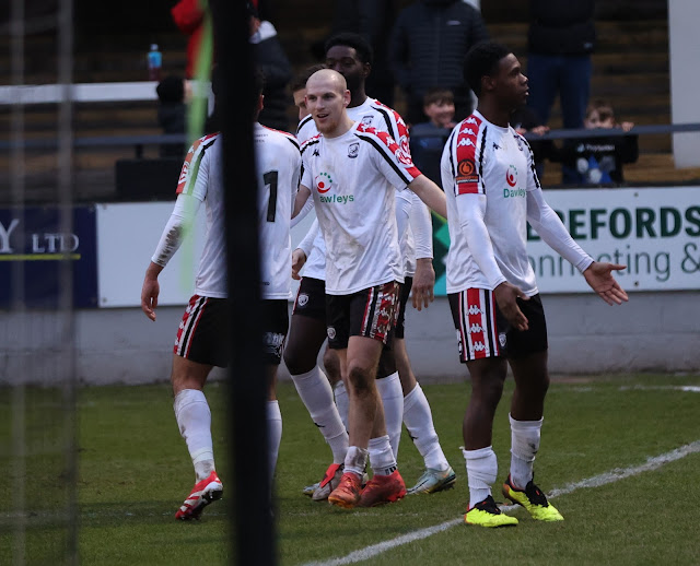 FOOTBALL | Bulls grab last-gasp winner; Westfields and Wellington beaten, Pegasus draw and striker Cawley Cox scores his first goal for Merthyr Town 