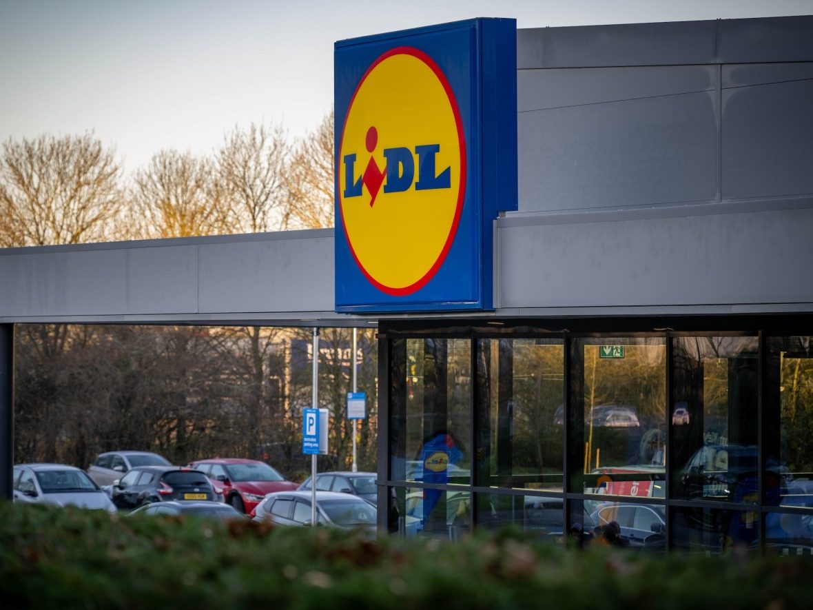 NEWS | Lidl has announced a market-leading pay increase for 28,000 hourly-paid colleagues with new rates coming into effect in March 2025