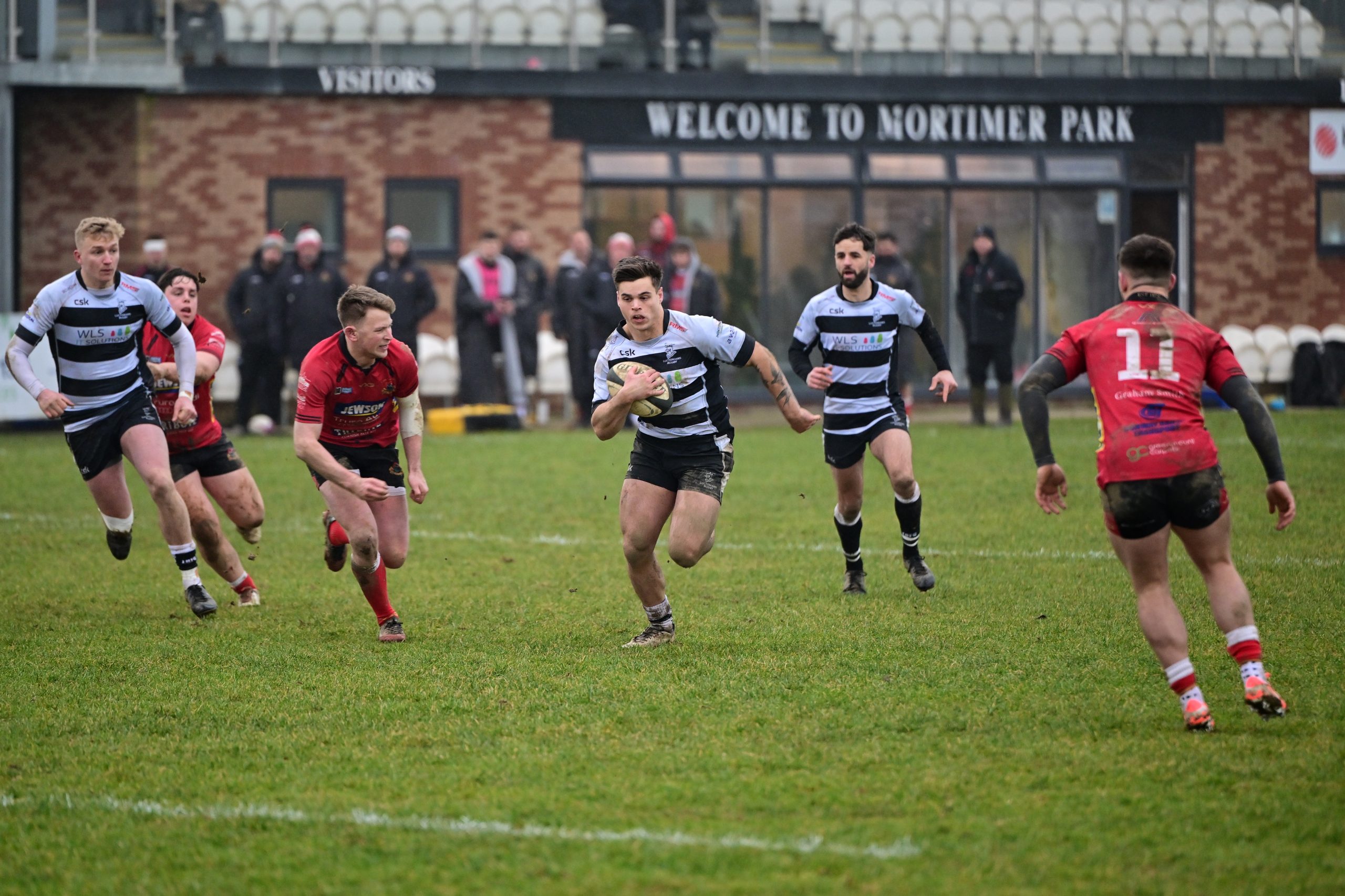 RUGBY | Luctonians were condemned to their third loss on the spin with a 36-25 defeat in Taunton