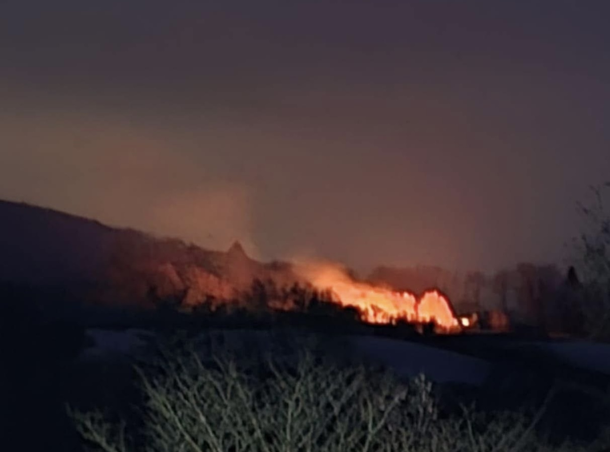 NEWS | Hereford & Worcester Fire and Rescue Service responding to reports of a fire near a Herefordshire village this evening 