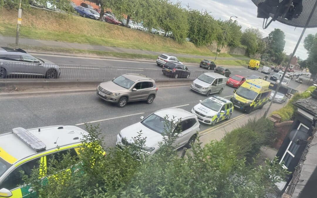 NEWS | Significant emergency services presence on Victoria Street in Hereford this evening