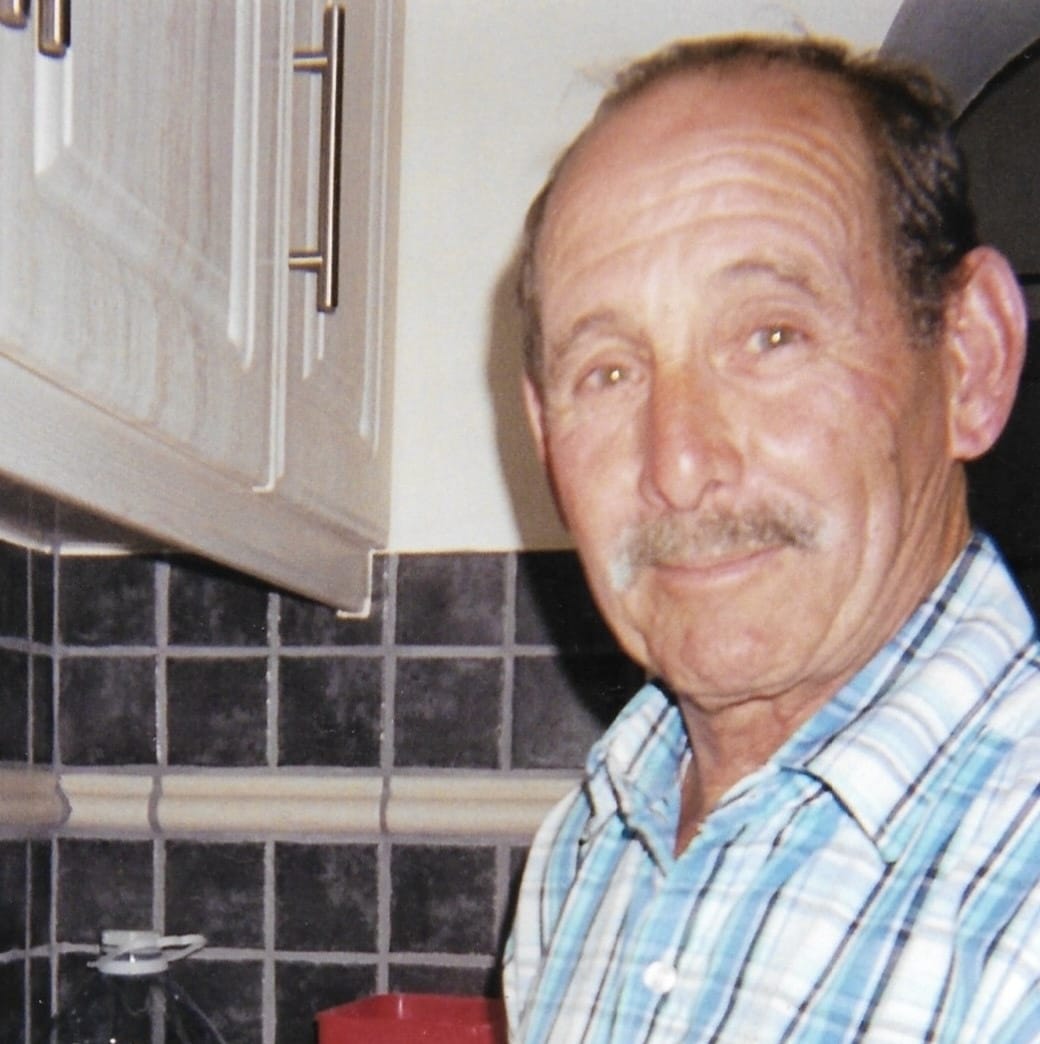 IN MEMORY | In Memory of David Leslie Robins of Hereford who passed away peacefully at Hereford County Hospital on 15th April aged 84 years