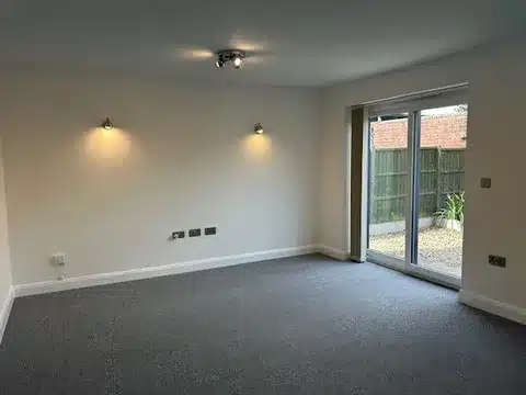 TO LET | A one bedroom apartment that is available to rent in the Whitecross area of Hereford