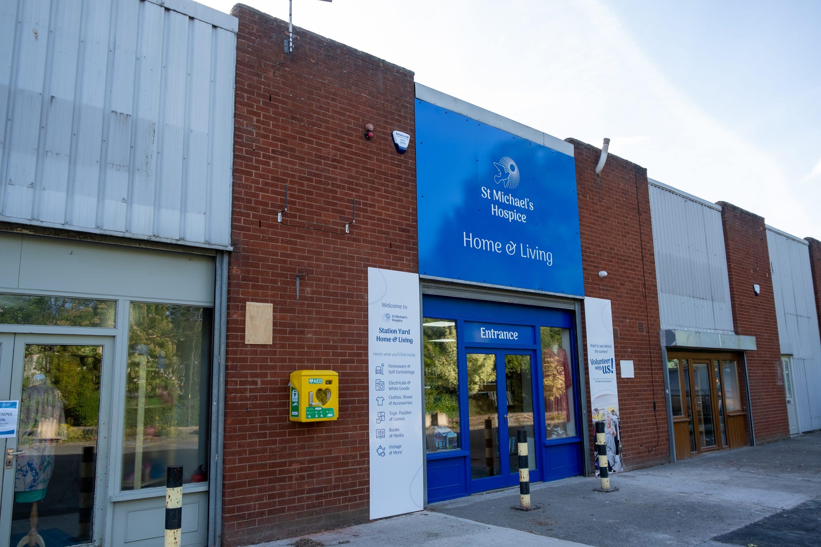 NEWS | St Michael’s Hospice is pleased to announce the reopening of its newly transformed Home & Living charity shop in Leominster