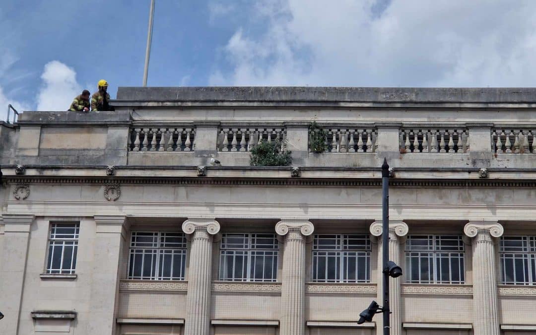 NEWS | Hereford & Worcester Fire and Rescue Service called to a building in High Town this afternoon