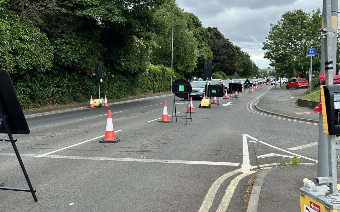 IMPORTANT | Motorists advised to allow extra time for their journeys with temporary traffic lights on A49 (Broadleys junction) and Walnut Tree Avenue CLOSED in Hereford