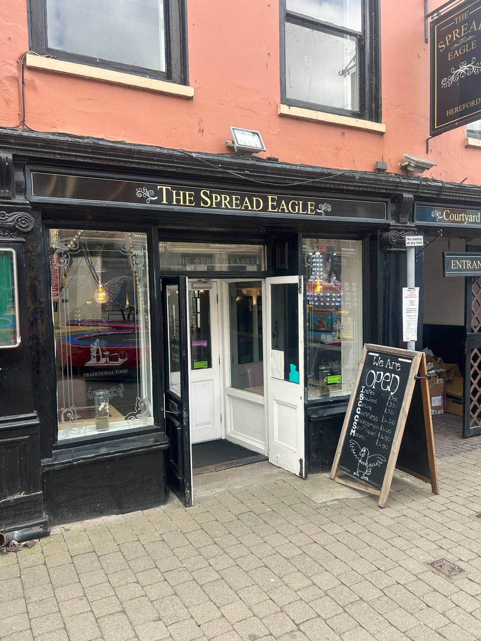 FEATURED | A Hereford pub has reopened under new management with a promise of good quality food and beer at a low price