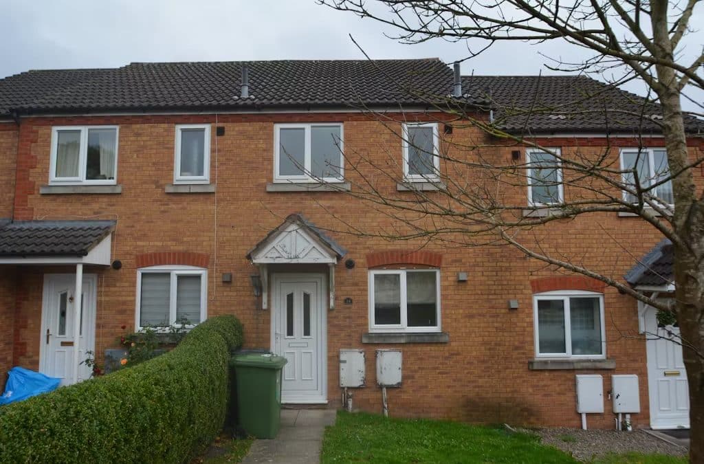 TO LET | Two double bedroom terraced property that’s available to let in Hereford with pets considered