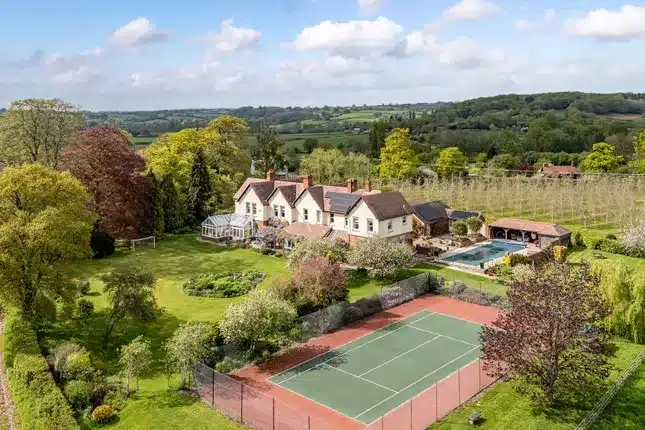 PROPERTY | A stunning property in rural Herefordshire that comes with a swimming pool and tennis court