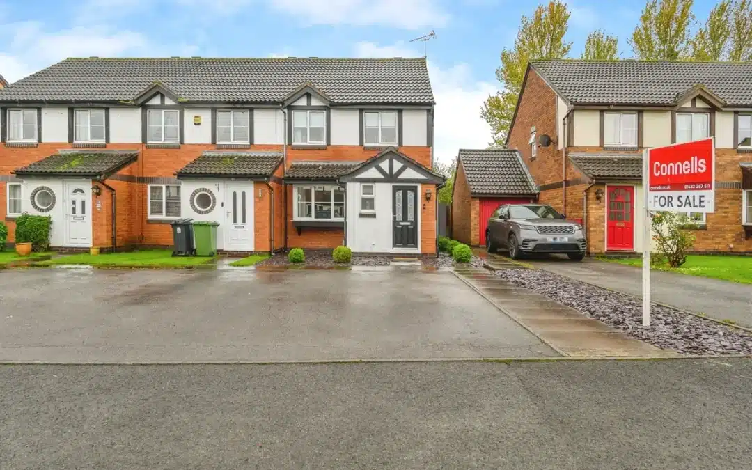 PROPERTY | An immaculately presented three bedroom property located in a quiet residential area of Hereford