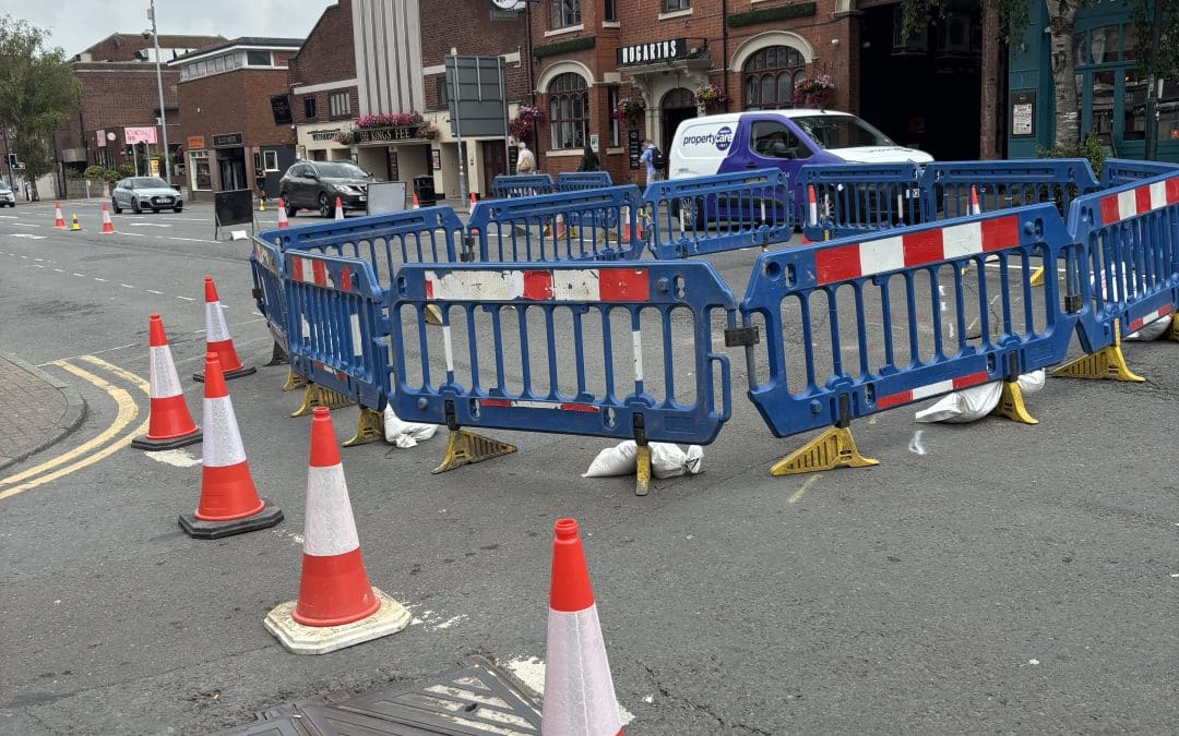 BREAKING NEWS | Update on Commercial Road emergency closure with a longer stretch of road now closed due to sinkhole