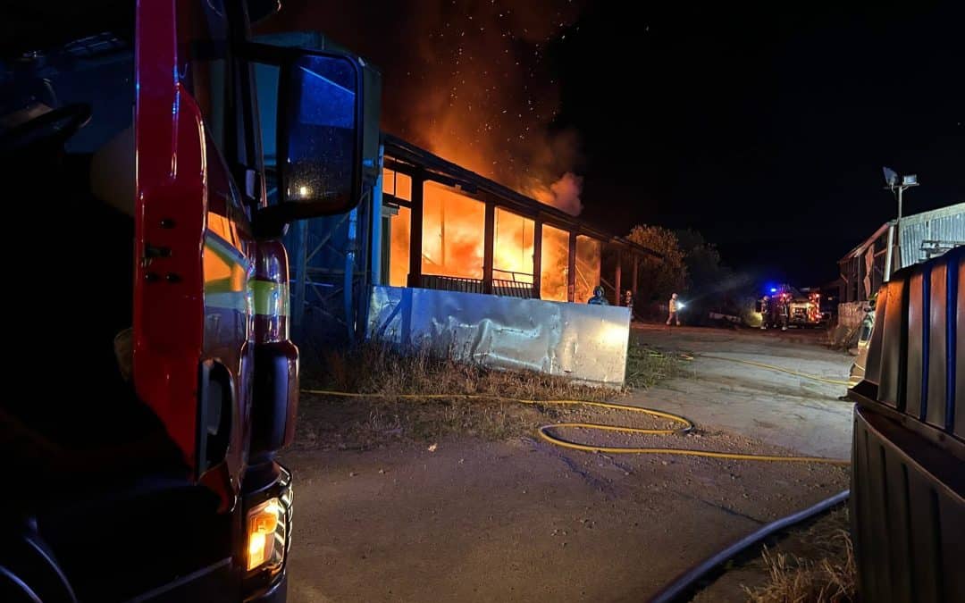 NEWS | Hereford & Worcester Fire and Rescue Service crews called to a barn fire in Herefordshire