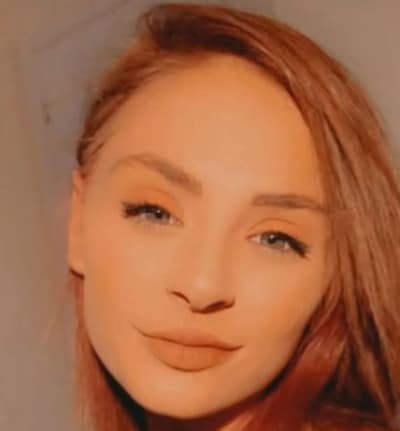 NEWS | The family of a woman who sadly passed away have paid tribute to their beautiful daughter whose smile would fill an empty room
