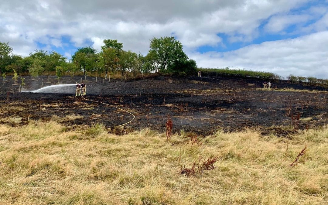 NEWS | Hereford & Worcester Fire and Rescue Service crew called to tackle a large grass fire