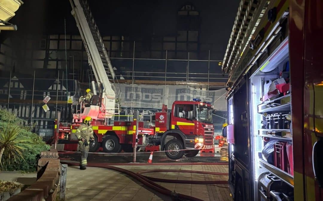 NEWS | Fire crews from Herefordshire called to assist with response to large fire at a historic building