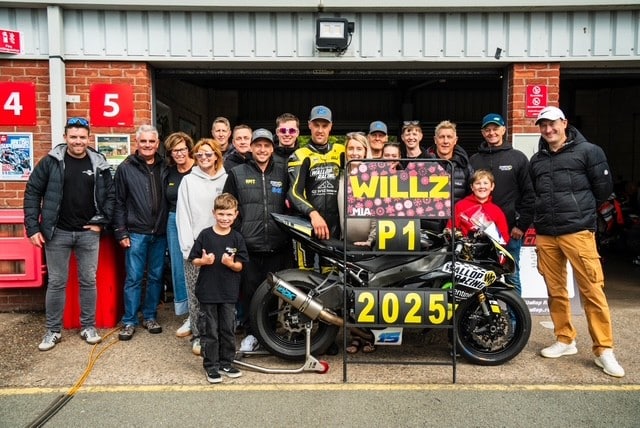 NEWS | Wallop Racing Celebrate National 600 Title at Oulton Park