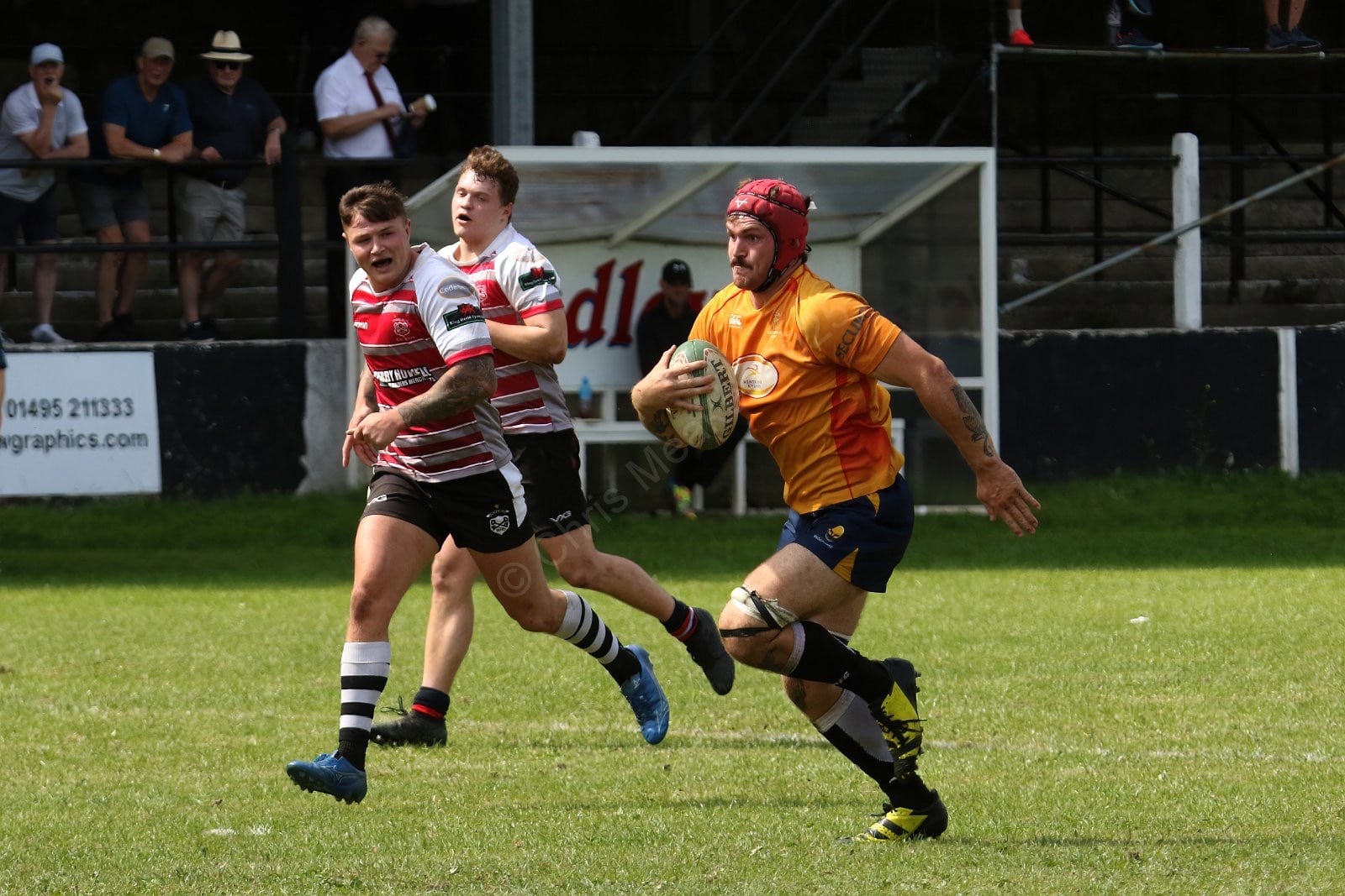 RUGBY | Luctonians score seven tries on the road to secure victory away at Syston RFC