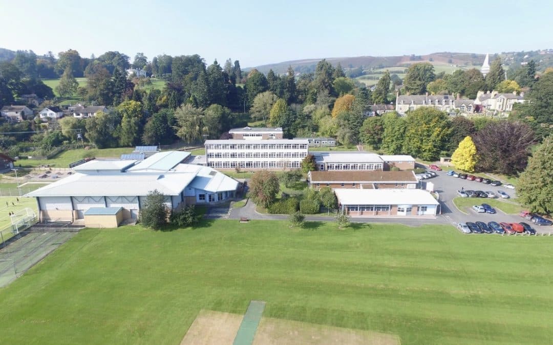 NEWS | A Herefordshire school is CLOSED today due to ice and no buses running 