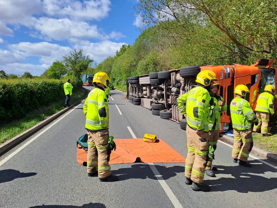 BREAKING NEWS | A significant number of sheep have died following a lorry crash